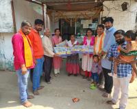 ఉజ్వల యోజన మూడో విడతలో గ్యాస్ కనెక్షన్ల పంపిణీ