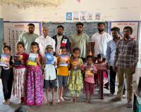 కారేపల్లి పాఠశాల విద్యార్థులకు విద్యా సామాగ్రి పంపిణీ