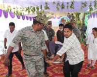 ఖాకీ డ్రెస్సులో కదిలించే మానవత్వం