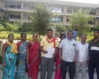 తీర్మానం చేసి ఆరేళ్లు.. నిరుపేదలకు అందని ఇళ్ల స్థలాలు