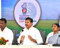 సర్కారీ బడుల్లో అందరికీ భోజనం.. 