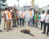 స్కాలర్‌షిప్‌ బకాయిలు విడుదల చేయాలి