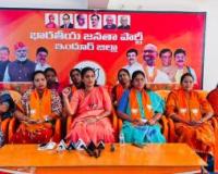 కవిత ఆరోపణలు దొంగే దొంగ అన్నట్లున్నాయి: బీజేపీ