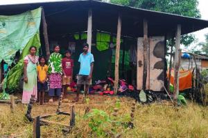షాట్ సర్క్యూట్ తో రేకుల ఇల్లు దగ్ధం