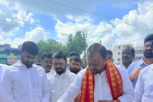 బోడుప్పల్‌లో 100 ఫీట్ల రోడ్డు విస్తరణ పనులకు శంకుస్థాపన