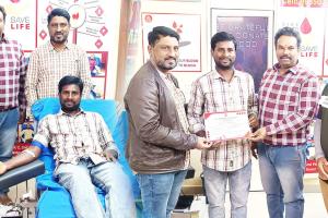 కుమారుడి జన్మదినం సందర్భంగా 46వ సారి రక్తదానం చేసిన సంతోష్ రెడ్డి