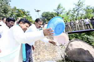 నాణ్యమైన చేప పిల్లలతో మత్స్యకారులకు మెరుగైన ఉపాధి : ప్రభుత్వ సలహాదారు సుదర్శన్ రెడ్డి