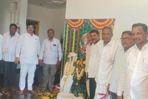 గృహప్రవేశం కార్యక్రమంలో పాల్గొన్న రాష్ట్ర అగ్రోచైర్మన్