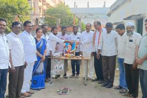 మాజీ ప్రధాని ఇందిరా గాంధీ జయంతి సందర్బంగా ఘన నివాళులు