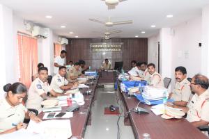 బోధన్ డివిజన్‌లో నేరాల నియంత్రణపై సీపీ సమగ్ర సమీక్ష