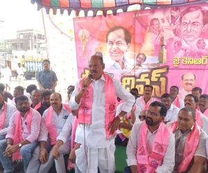 కేసీఆర్ లేకుంటే తెలంగాణ లేదు 