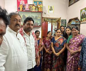 కామారెడ్డిలో కోయాల్కర్ కన్నయ్యా కుటుంబానికి షబ్బీర్ అలీ పరామర్శ