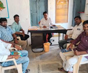ప్రైవేటు పాఠశాలల యాజమాన్యాలకు ఎంఈవో వెంకన్న హెచ్చరిక