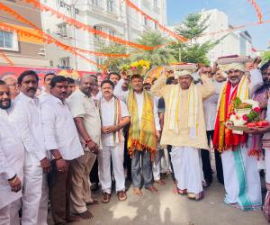 తెలంగాణ సాంస్కృతిక వైభవానికి బోనాలు ప్రతీక