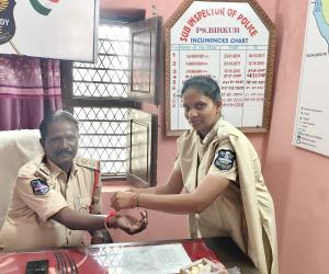బీర్కూర్ ఠాణాలో రక్షాబంధన్ వేడుకలు