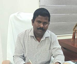 విచారణ నోటీసులపై ఆందోళన వద్దు: నగర పాలక సంస్థ కమిషనర్ దిలీప్ కుమార్